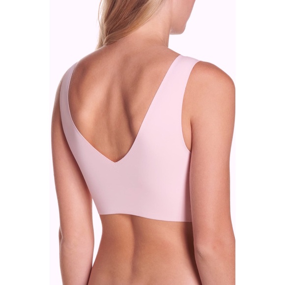 TRUE & CO. VNECK WIRELESS BRA 💖IN STORES💖 - Picture 2 of 2